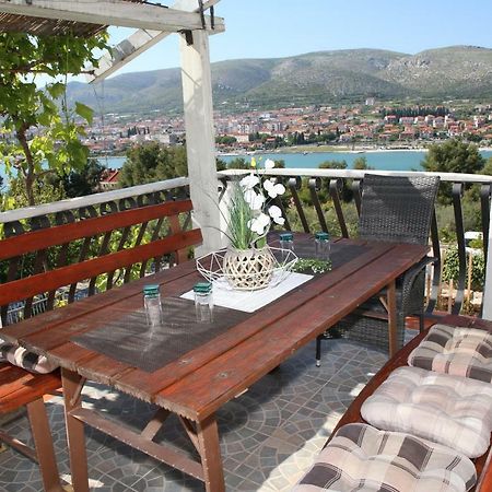Apartment Poseidon Trogir Buitenkant foto