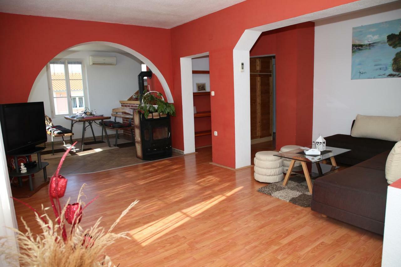 Apartment Poseidon Trogir Buitenkant foto