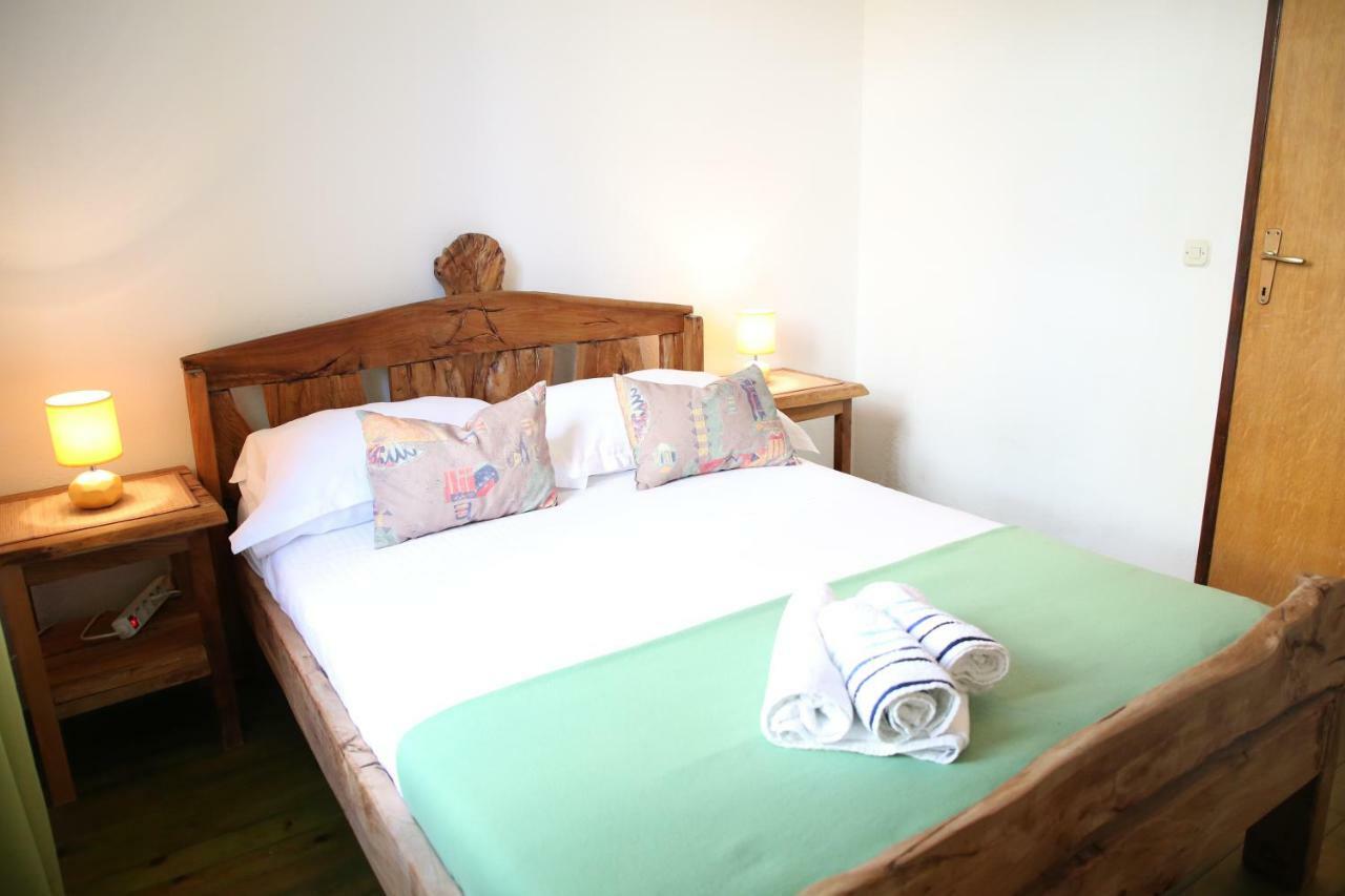 Apartment Poseidon Trogir Buitenkant foto