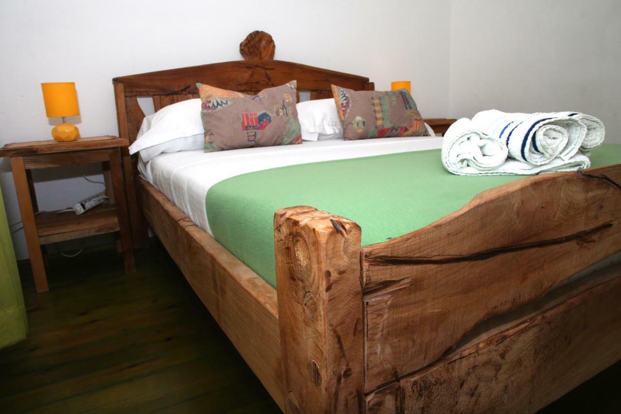 Apartment Poseidon Trogir Buitenkant foto