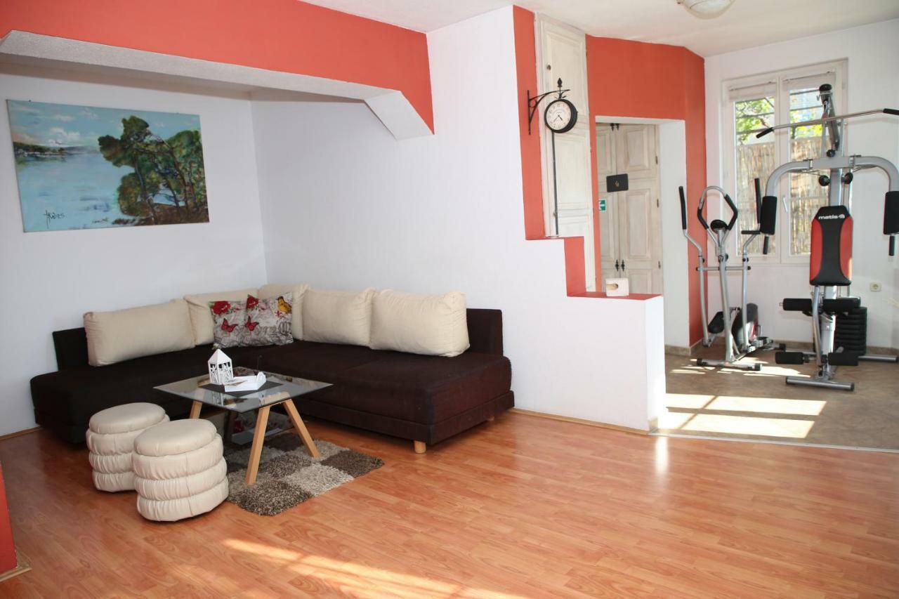 Apartment Poseidon Trogir Buitenkant foto