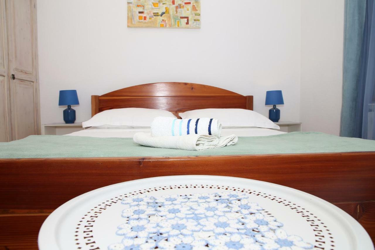 Apartment Poseidon Trogir Buitenkant foto