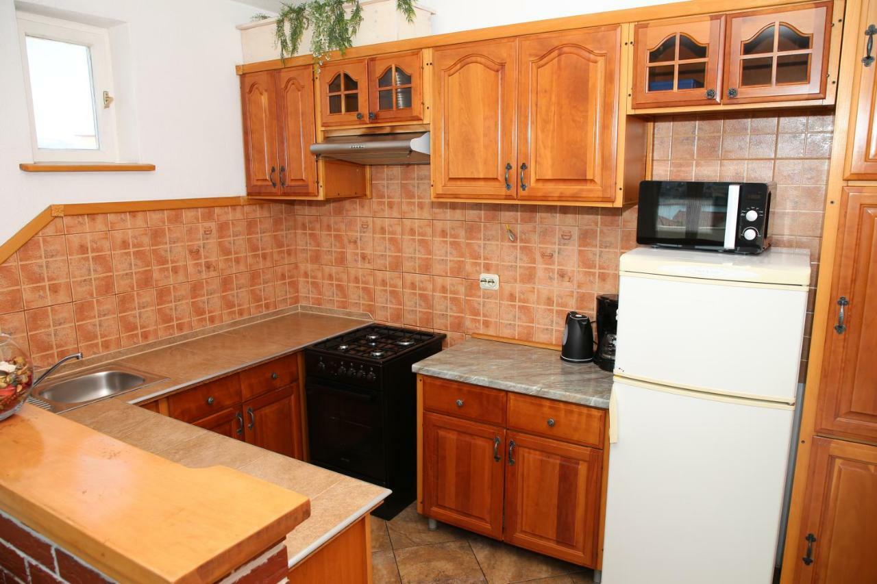 Apartment Poseidon Trogir Buitenkant foto